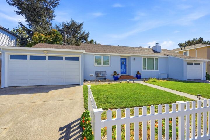 Property Photo:  926 Fleetwood Drive  CA 94402 