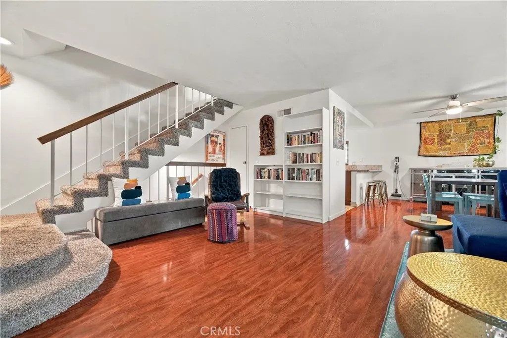 Property Photo: 1545 W Jefferson CA 90018