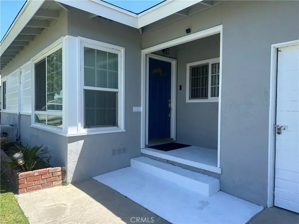 Property Photo:  12230 Dunrobin  CA 90242 