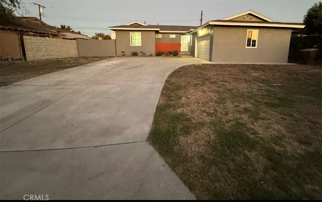 Property Photo:  1748 S Norfolk Ln  CA 92802 