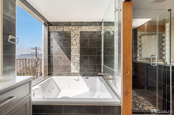 Property Photo:  875 Vermont Street 300  CA 94107 