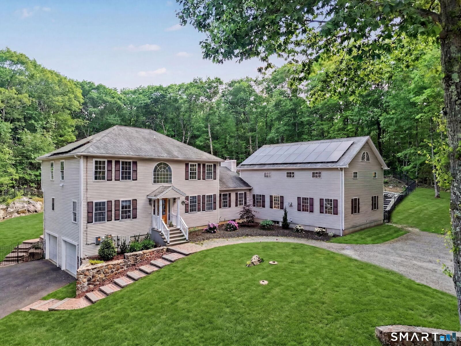 Property Photo:  25-1 Macintosh Drive  CT 06478 