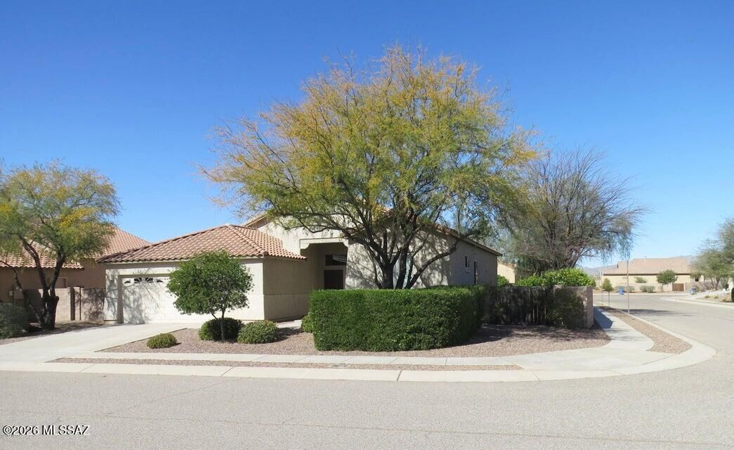Property Photo:  15153 N Pelham Road  AZ 85739 