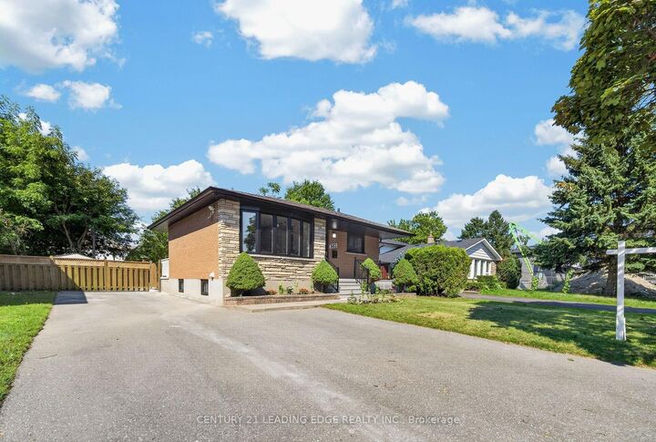 Property Photo:  382 Fairlawn Street  ON L1J 4R3 