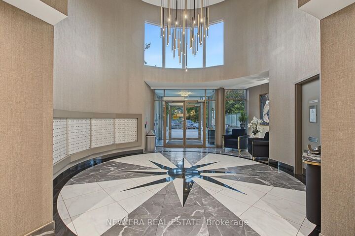 Property Photo:  8201 Islington Avenue Ph20  ON L4L 9S6 