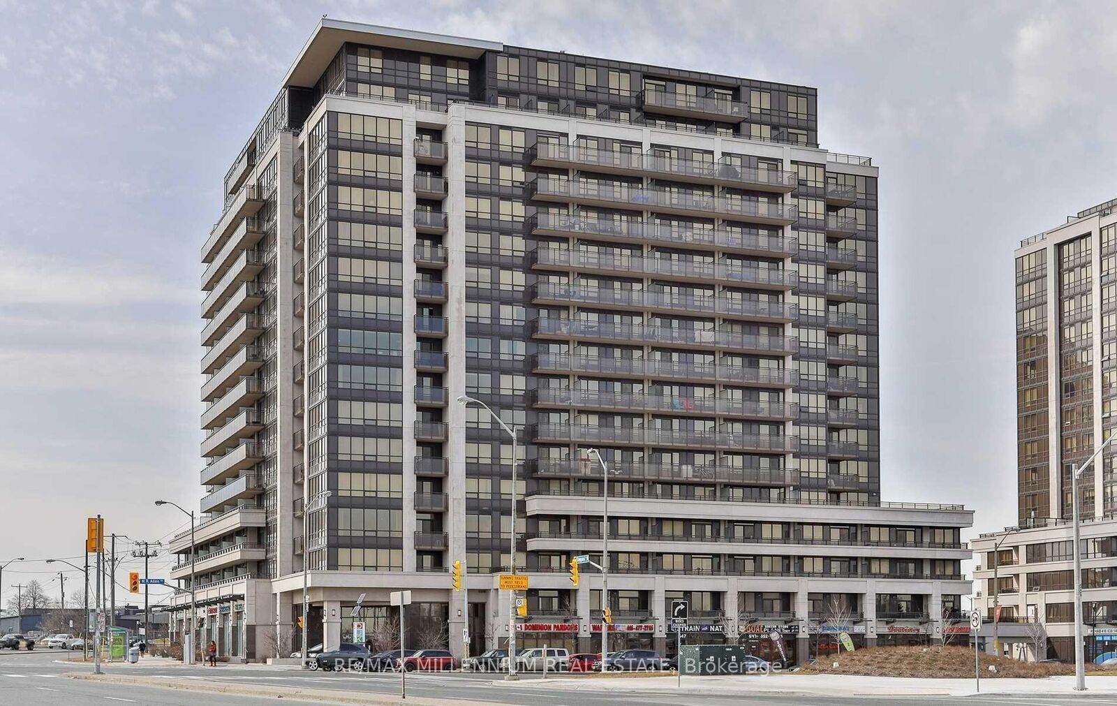 Property Photo:  1060 Sheppard Avenue Ph08  ON M3J 0G7 