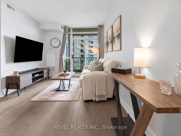 Property Photo:  231 Fort York Boulevard 2001  ON M5V 1B2 