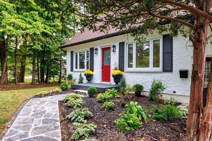 Property Photo:  88 Summerlea Avenue  ON L3C 3E7 
