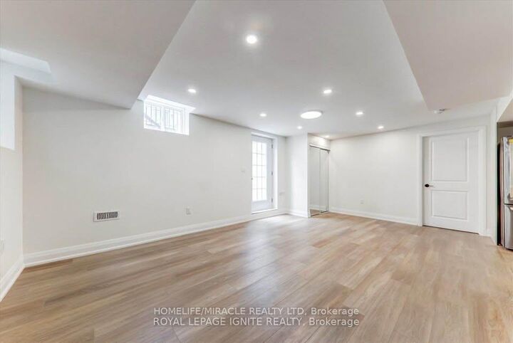 Property Photo:  1006 Pelican Trail Bsmt  ON L1X 0G7 
