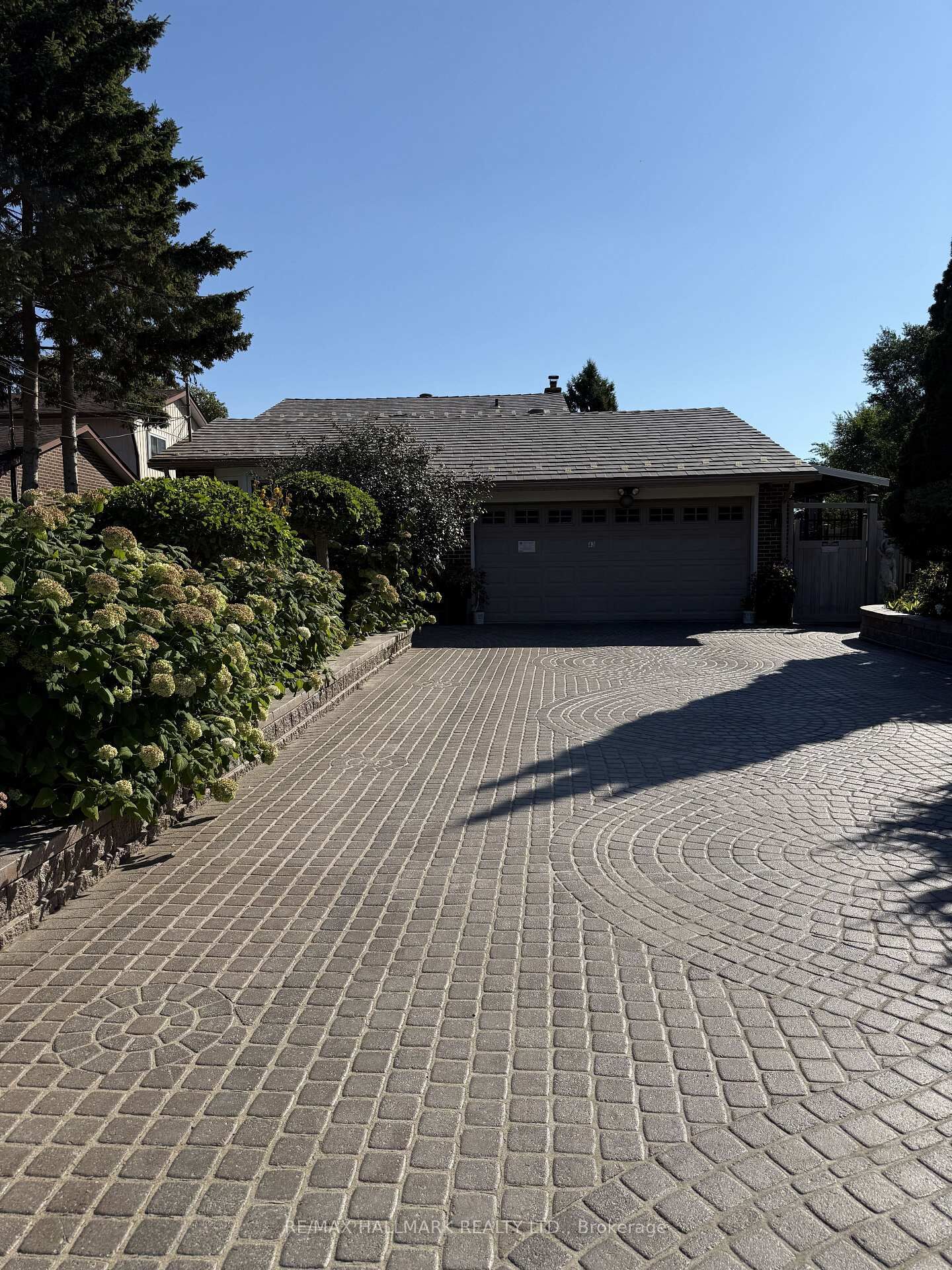 Property Photo:  43 Galloway Road  ON M1E 1W6 