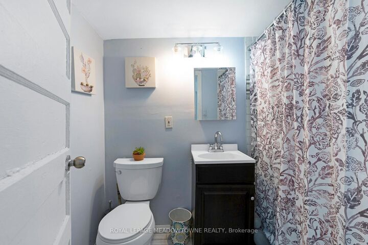 Property Photo:  1259 Davenport Road  ON M6H 2H2 