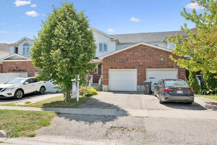 Property Photo:  47 Hasler Crescent  ON N1L 1A2 
