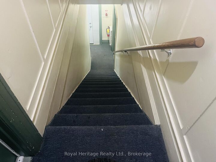 Property Photo: 80 Bridge Street W 3 ON K8P 1J5