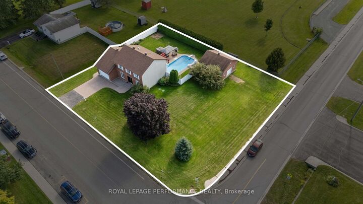 Property Photo:  434 Lemay Street  ON K0A 1N0 