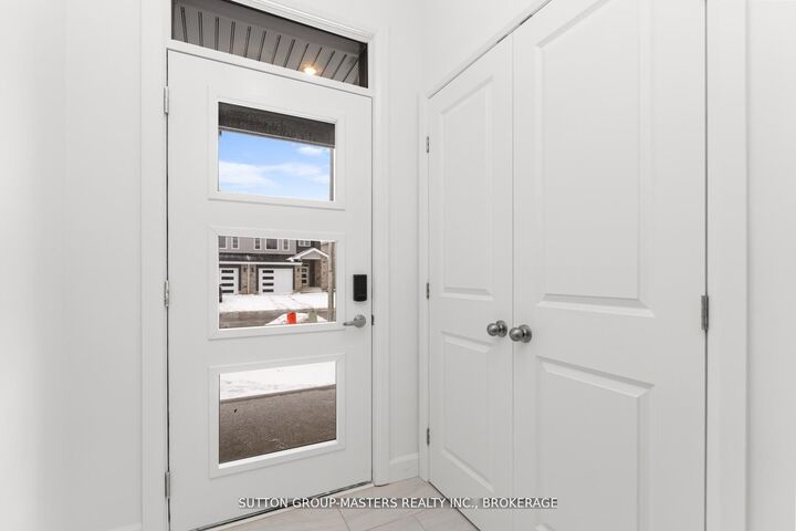 Property Photo:  216 Superior Drive  ON K7N 0E5 