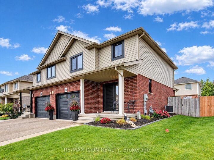 Property Photo:  22 Poffenroth Path  ON N3B 3P5 
