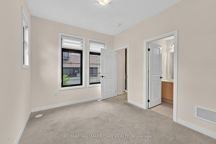 Property Photo:  121 De La Roche Drive  ON L4H 5A3 
