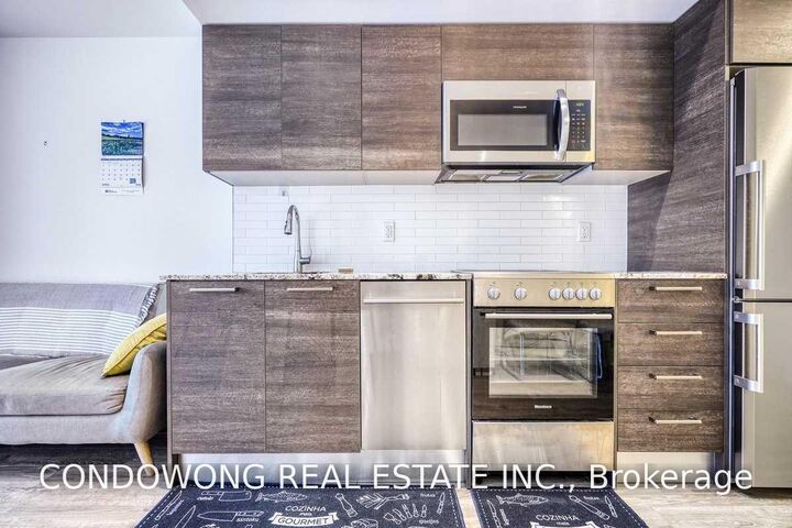 Property Photo:  28 Wellesley Street E 310  ON M4Y 0C4 