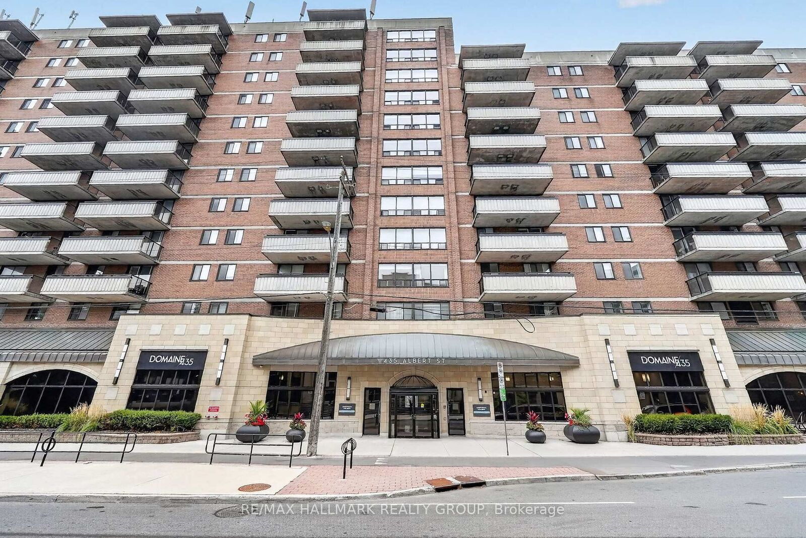 Property Photo:  435 Albert Street 1011  ON K1R 7X4 