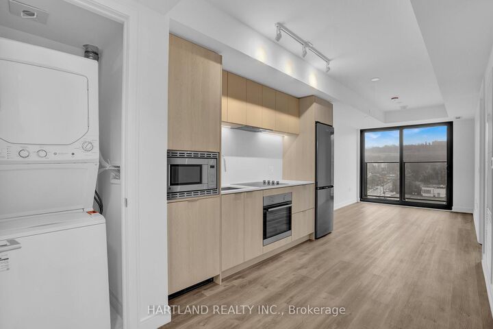 Property Photo:  1 Jarvis Street 928  ON L8R 3J2 