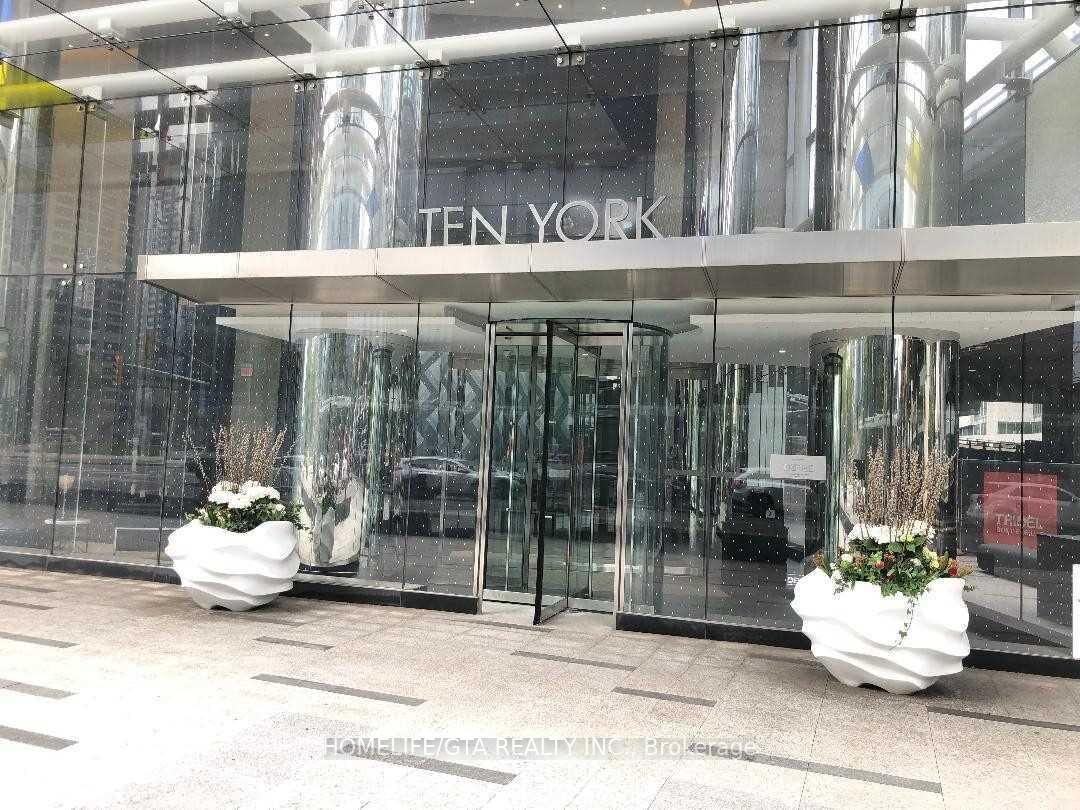 Property Photo:  10 York Street 1308  ON M5H 0E1 