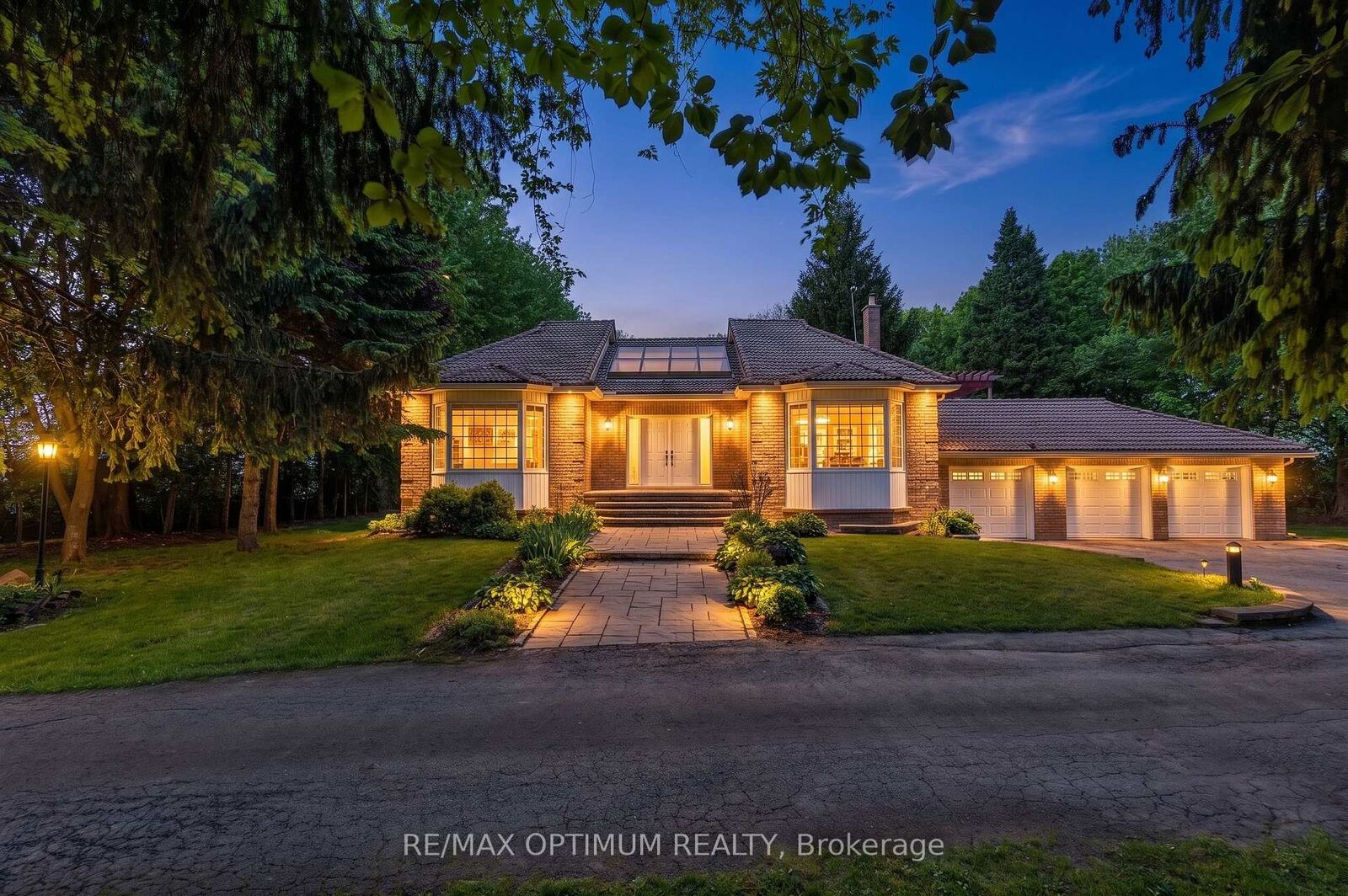 Property Photo: 529 Campbellville Road ON L0P 1B0