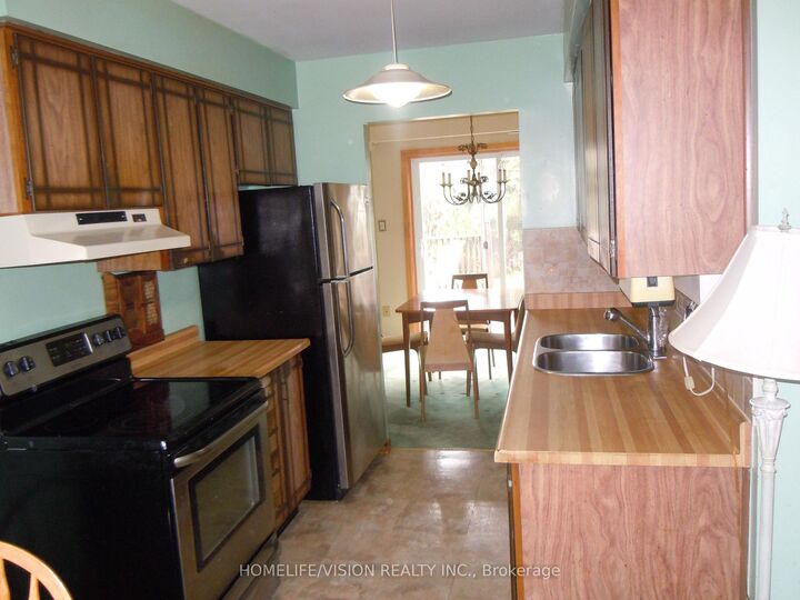 Property Photo:  76 Crayford Drive  ON M1W 3B6 