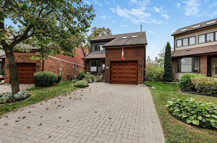 Photo de la propriété:  60 Riverview Road  ON L9R 1R8 