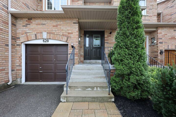 Property Photo:  620 Bondi Avenue  ON L3Y 8S8 
