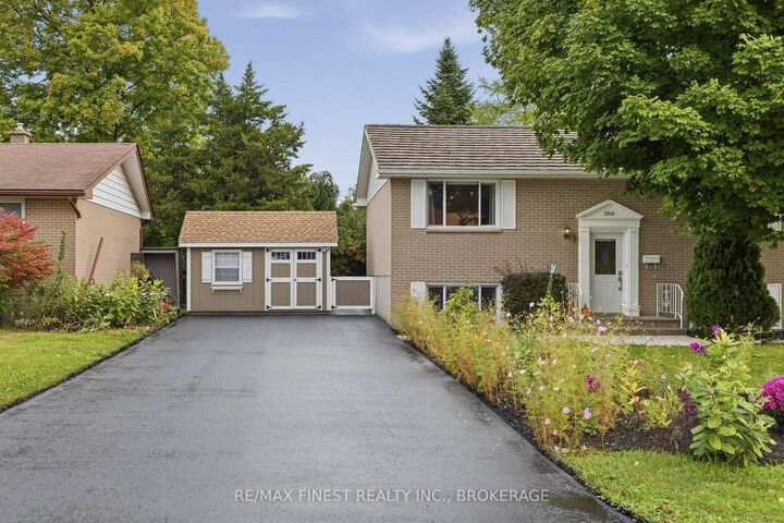 Property Photo:  366 Roosevelt Drive  ON K7P 0L8 