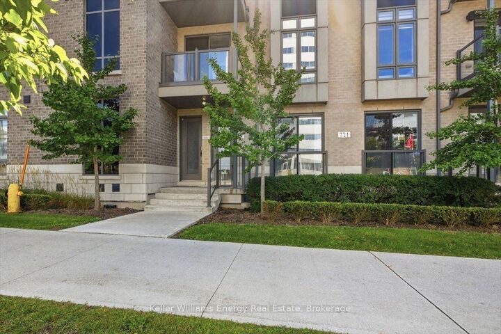 Property Photo:  721 Lawrence Avenue W 65  ON M6A 0C6 