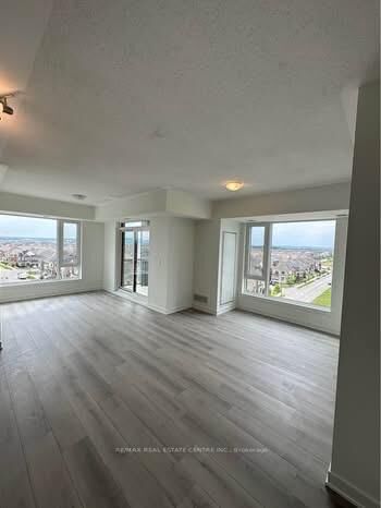 Property Photo: 1140 Clarriage Court 617 ON L9E 1B3