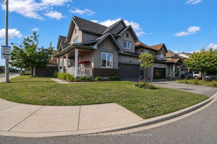 Photo de la propriété:  3 Stoneleigh Street  ON K2G 7A2 
