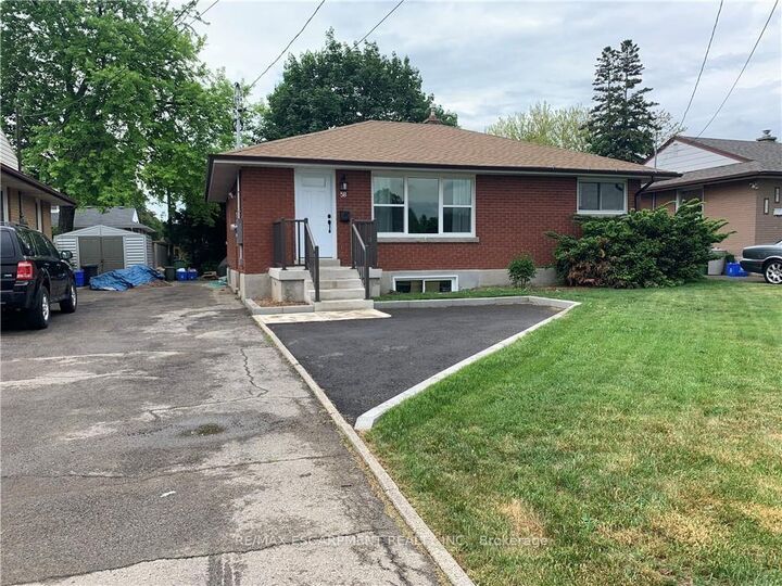 Photo de la propriété: 58 Sandalwood Avenue ON L8T 2E3