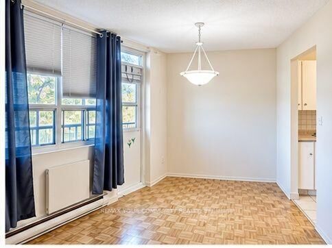 Property Photo:  199 Hillcroft Street 108  ON L1G 2L7 