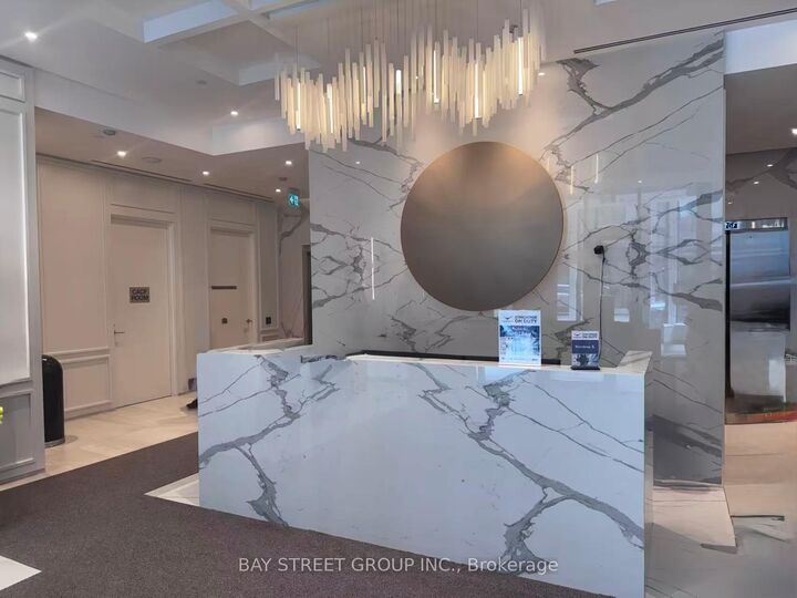 Property Photo:  100 Queen Street E 2011  ON M5C 0B5 