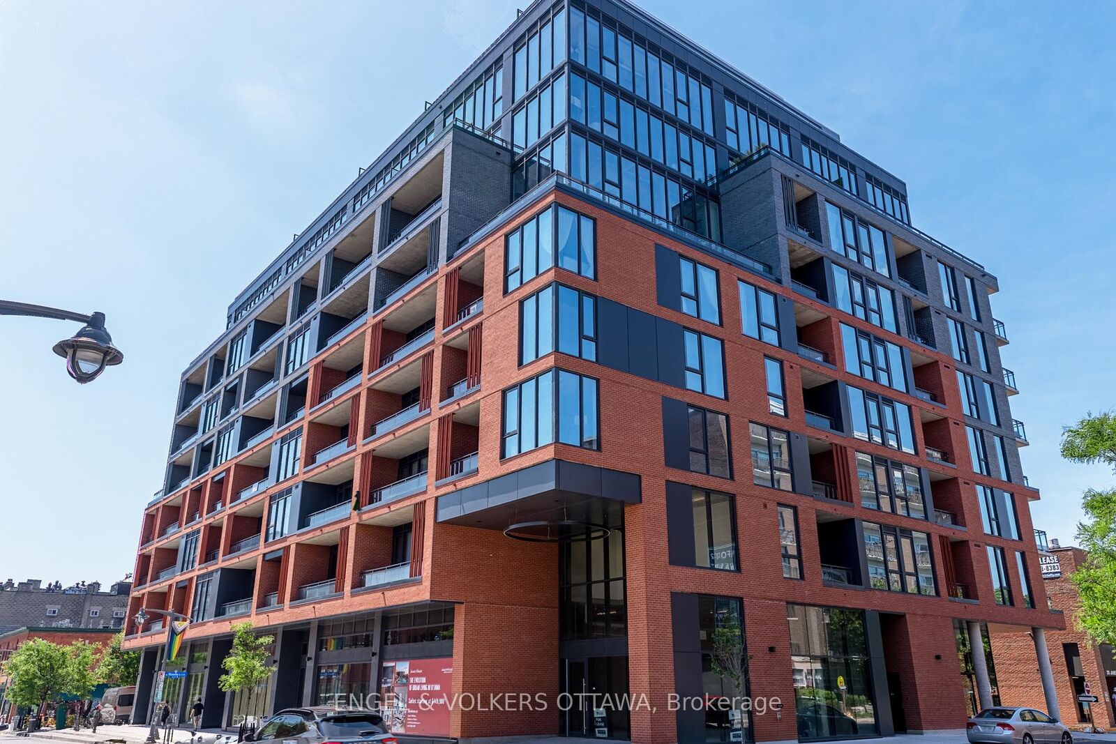 Property Photo:  10 James Street 405  ON K2P 1T2 
