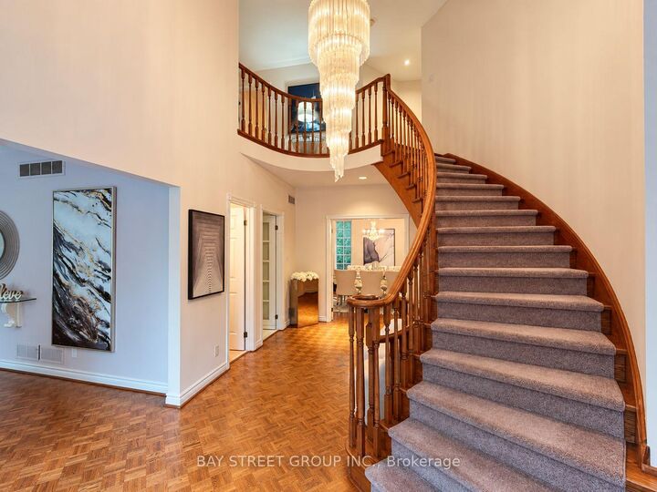 Property Photo:  6 Hunt Club Court  ON L3T 7L4 