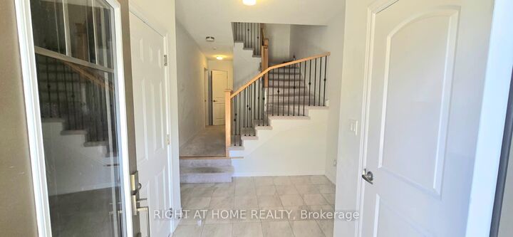 Property Photo:  1992 Cameron Lott Crescent  ON L1H 7K5 