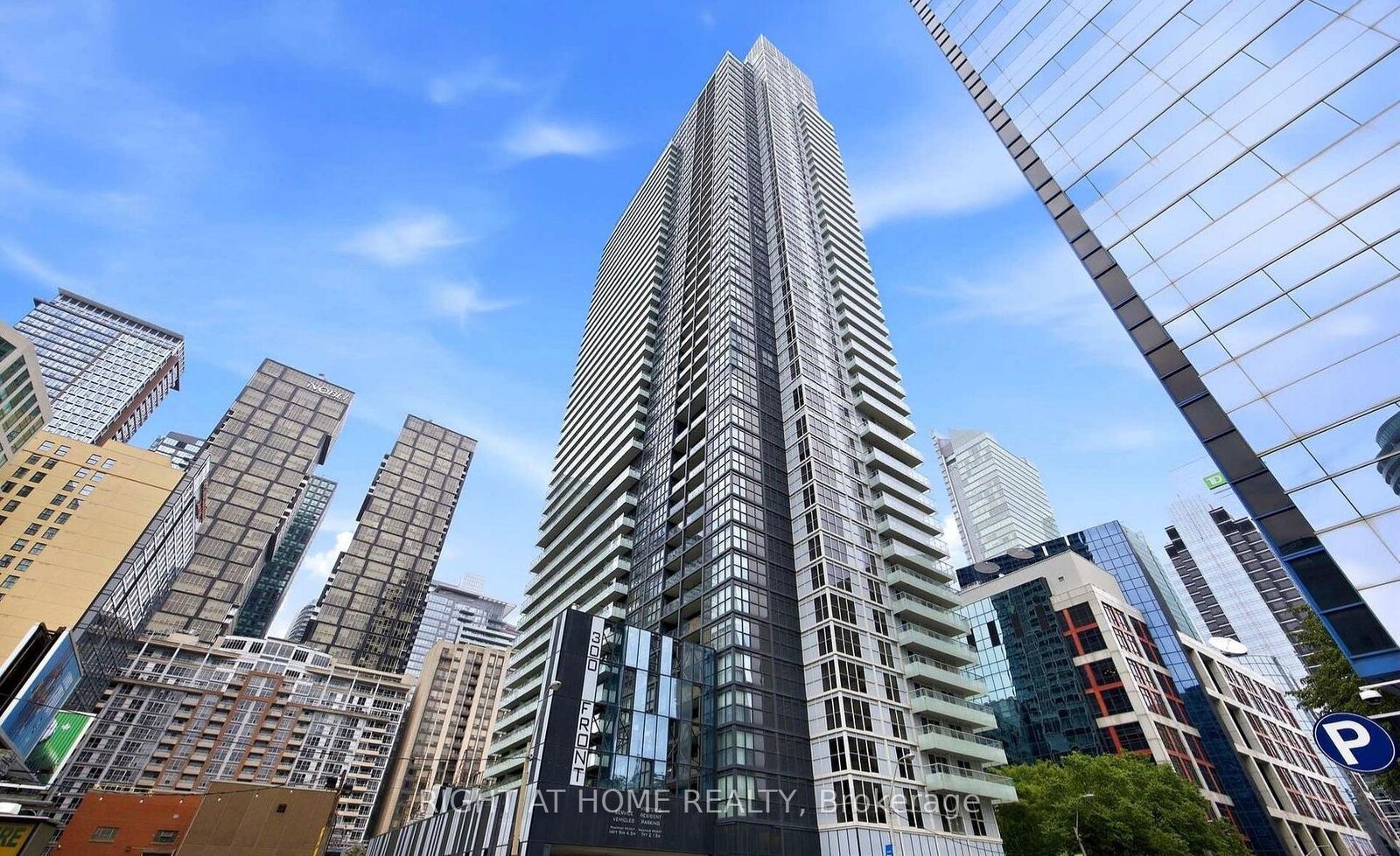 Property Photo:  300 Front Street W 1204  ON M5V 0E9 