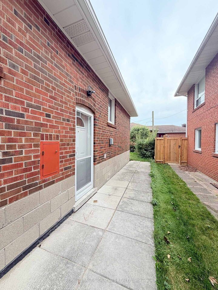 Property Photo:  3 Avery Avenue Basement  ON M9C 1K1 