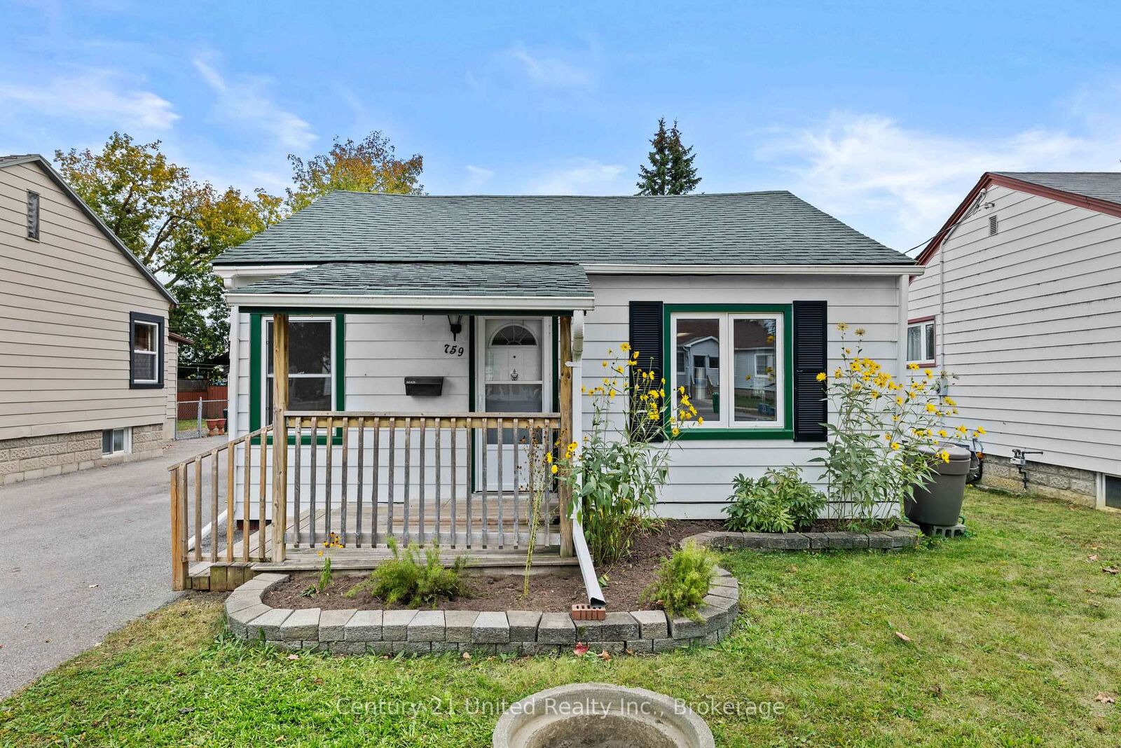 Property Photo:  759 St. Mary's Street  ON K9J 4H1 