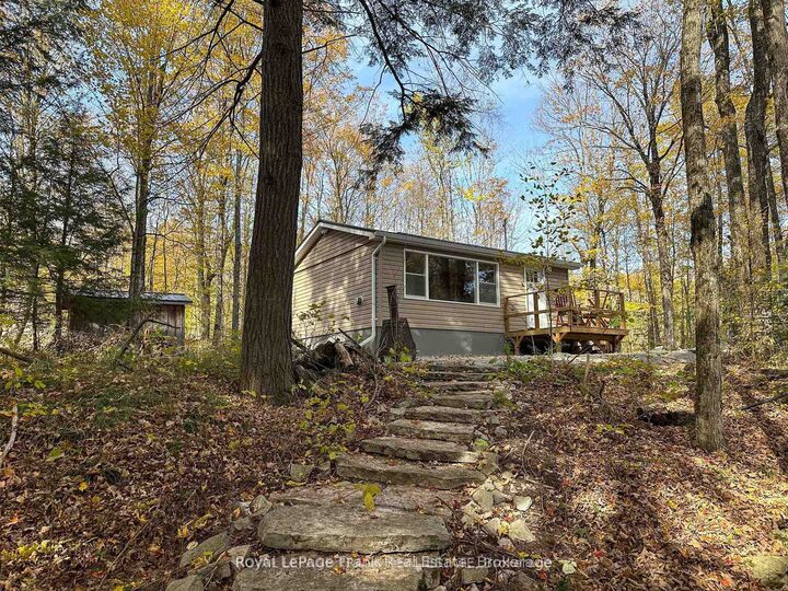 Property Photo:  292 Edwina Drive  ON K0M 1A0 