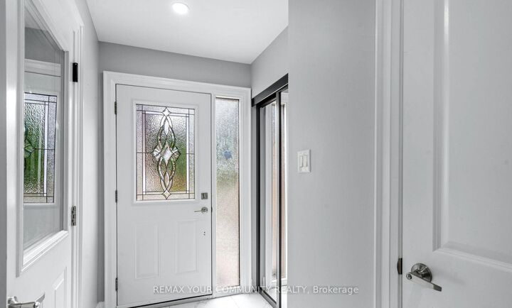 Property Photo: 700 Stonepath Circle ON L1V 3T1