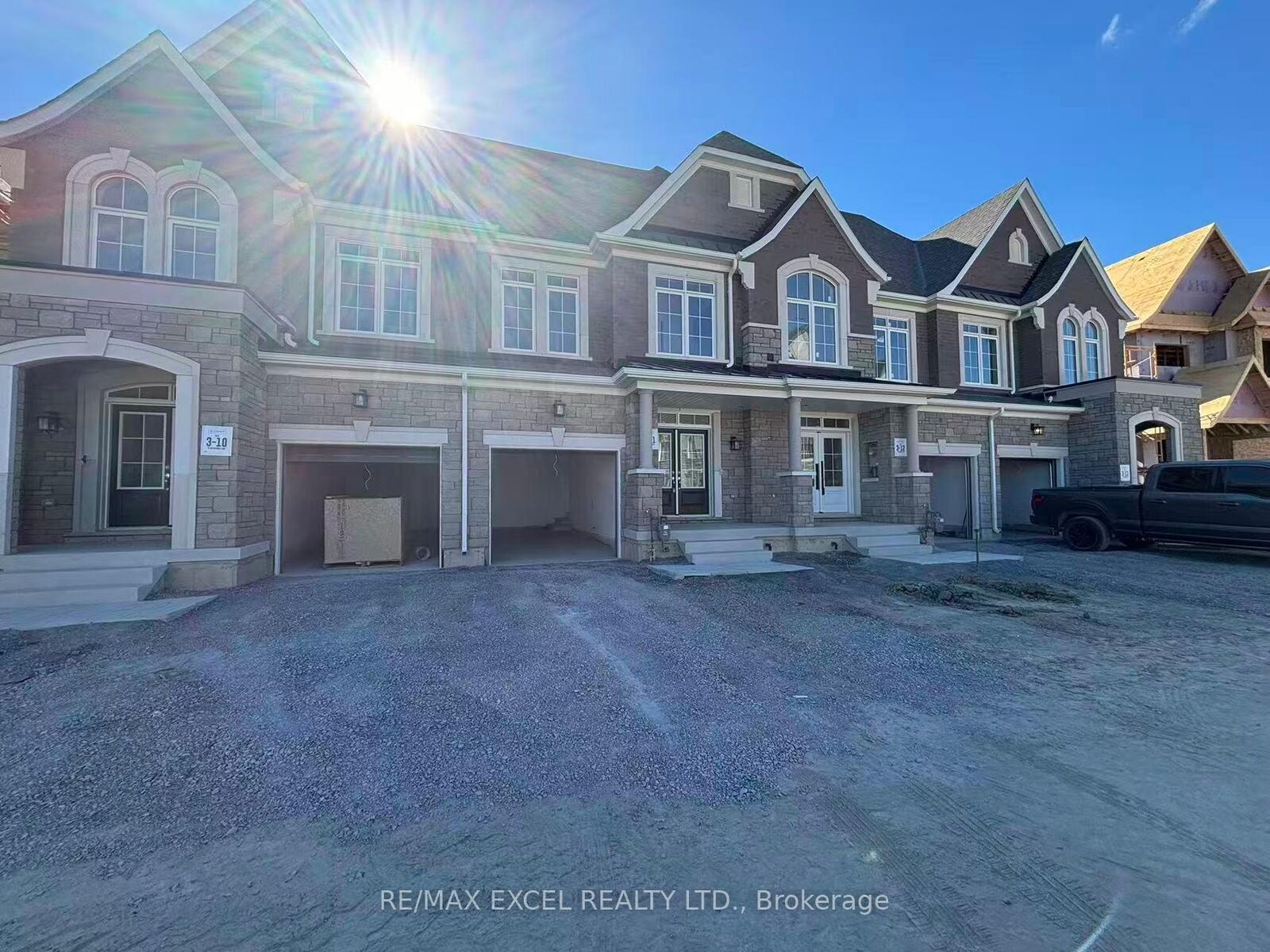 Property Photo:  76 Gathering Lane  ON L4S 0S4 