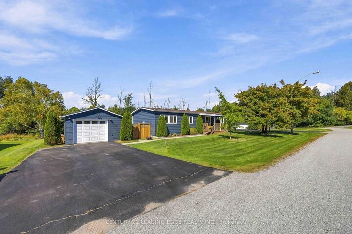 Property Photo:  10 Hummingbird Circle  ON L0E 1R0 