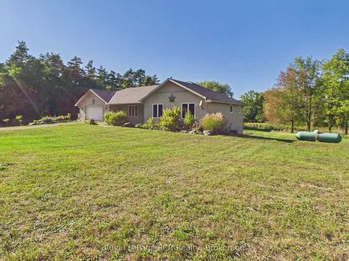 Property Photo:  636 Kairshea Avenue  ON N0G 2B0 