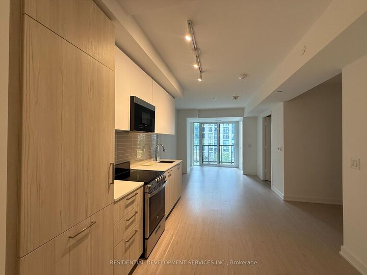 Property Photo:  65 Mutual Street 410  ON M5B 0E5 