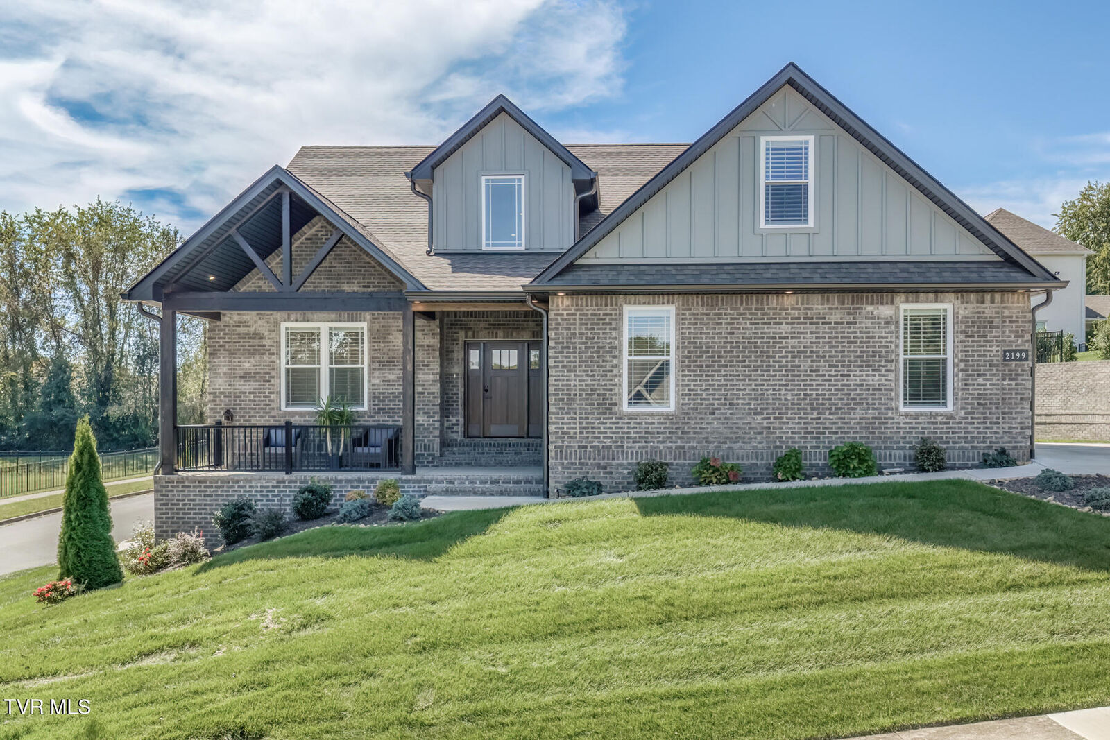 Property Photo: 2199 Sawyers Pond Drive TN 37604