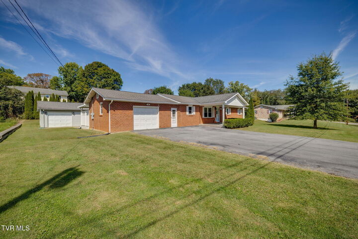 Property Photo:  3713 Bluefield Drive  TN 37601 